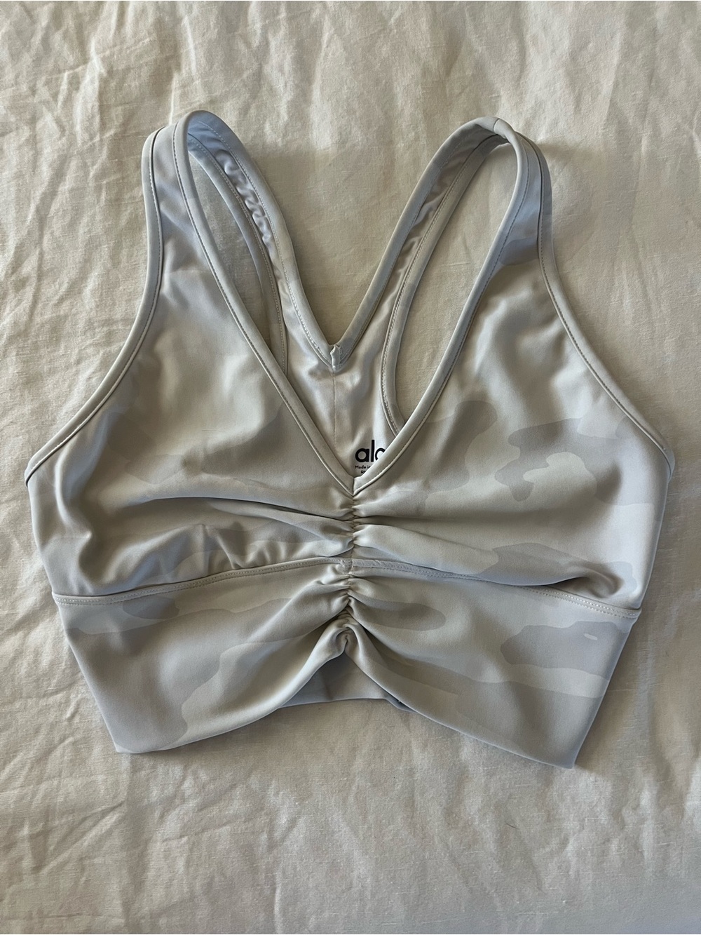 ALO Yoga Light Gray Camo Ruched V-Back Sports Bra